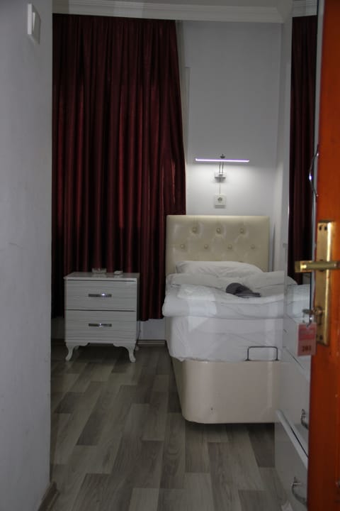 Double Room | Egyptian cotton sheets, premium bedding, down comforters, minibar