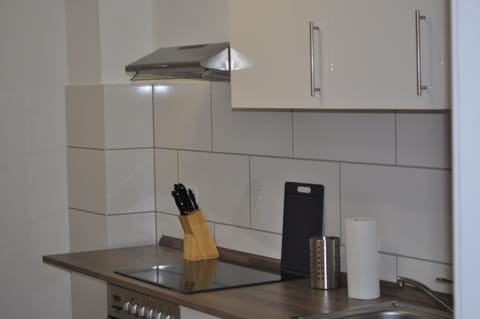 Standard Apartment, 2 Bedrooms, Garden View | Private kitchen | Fridge, microwave, stovetop, coffee/tea maker