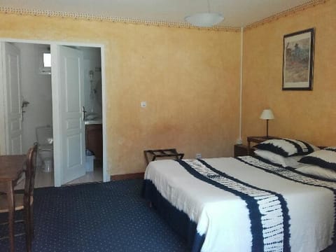 Basic Double Room, 1 Queen Bed | Blackout drapes, iron/ironing board, free WiFi, bed sheets