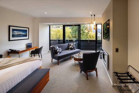 Remarkables Junior Suite | Premium bedding, minibar, in-room safe, desk