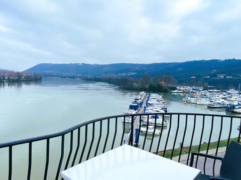 Deluxe Twin Room | Desk, soundproofing, free WiFi, bed sheets