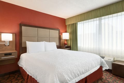 Premium bedding, pillowtop beds, in-room safe, desk