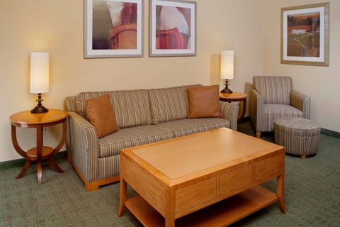 Junior Suite, 1 King Bed, Non Smoking | Premium bedding, pillowtop beds, in-room safe, desk