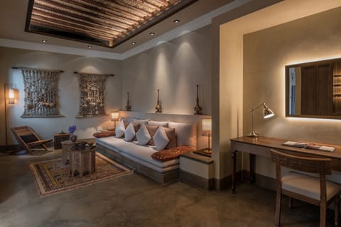 Minibar, in-room safe, desk, blackout drapes