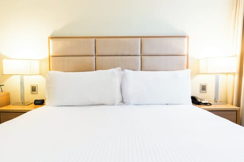 Premium bedding, pillowtop beds, in-room safe, desk