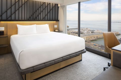 Room, 1 King Bed (Ferry View) | Premium bedding, pillowtop beds, in-room safe, desk