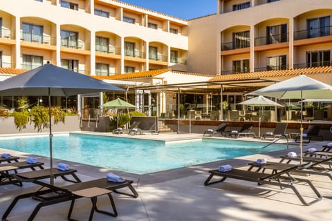 Outdoor pool, pool umbrellas