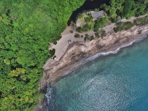 Beach nearby, white sand, 2 beach bars