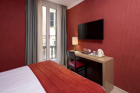 Deluxe Room, 1 King Bed, Non Smoking (with Sofabed) | Frette Italian sheets, premium bedding, down comforters, minibar