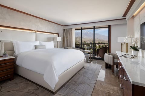 Frette Italian sheets, premium bedding, down comforters, pillowtop beds