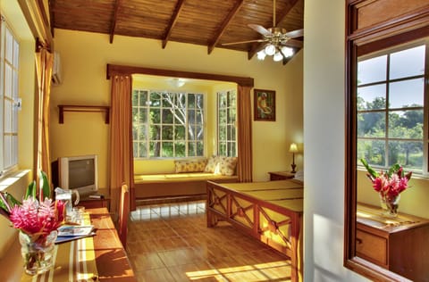 Premium bedding, pillowtop beds, in-room safe, individually decorated