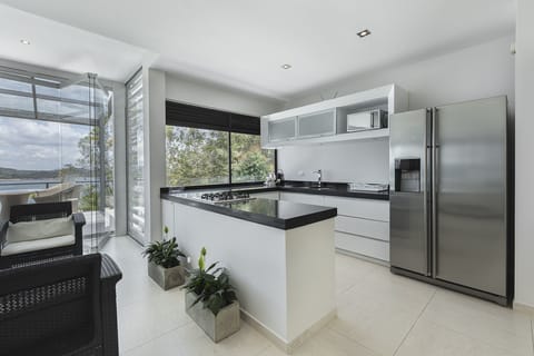 Superior Apartment | Private kitchen | Fridge, microwave, espresso maker