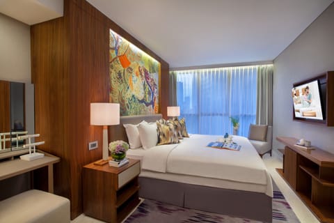 Premier Room, 1 Bedroom | Premium bedding, in-room safe, desk, soundproofing