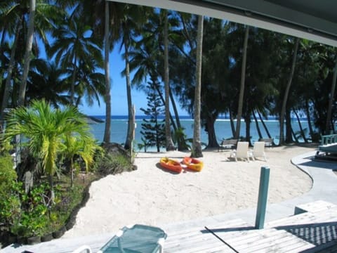 Comfort Suite, 1 Bedroom, Beachfront | Terrace/patio