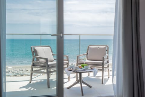 Deluxe Double Room, Terrace, Sea View | Balcony