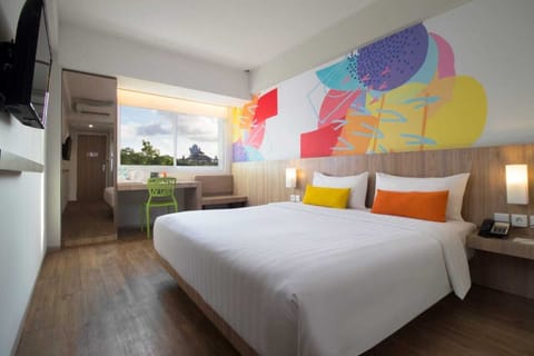 Superior Double Room, 1 King Bed | In-room safe, desk, free WiFi, bed sheets