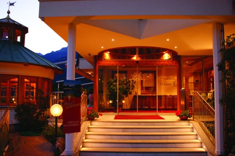 Front of property - evening/night