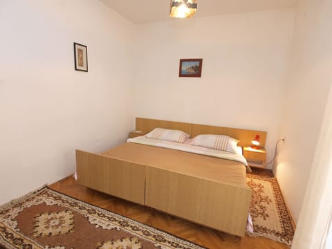 Apartment, 1 Bedroom (1068/5087) | Free WiFi, bed sheets