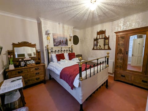 Standard Double Room, Ensuite