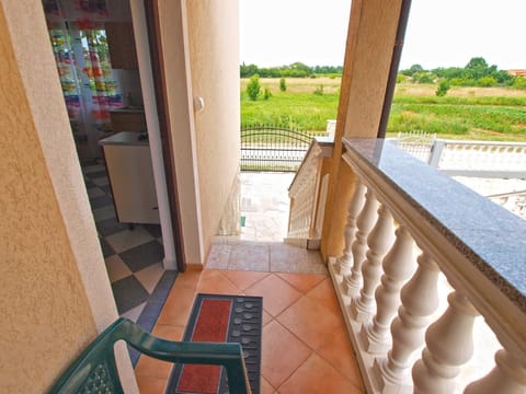 Apartment, 1 Bedroom (1390/13113) | Balcony