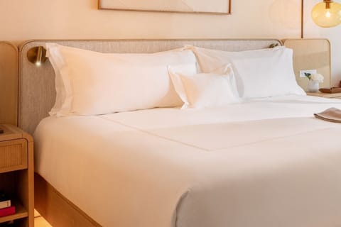 Premium bedding, minibar, in-room safe, laptop workspace