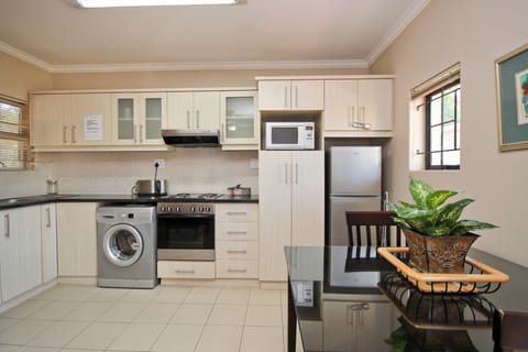 Classic Apartment, 1 Bedroom (Vilaroux 6) | Private kitchen | Full-size fridge, microwave, oven, stovetop