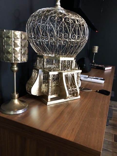 Love Room Ô plaisirs charnels | Living area | Flat-screen TV