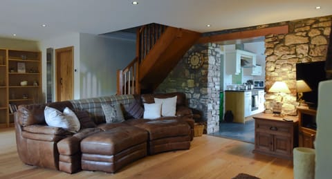 Luxury House, Private Bathroom (Farmhouse) | Lounge