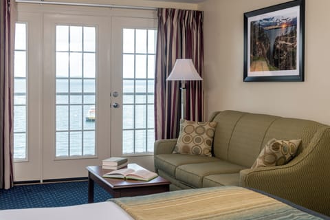 Standard Room, Ocean View | Egyptian cotton sheets, in-room safe, individually decorated