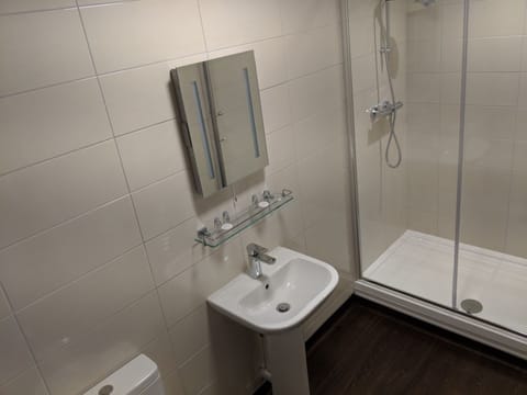 Double Room, Shared Bathroom | Bathroom