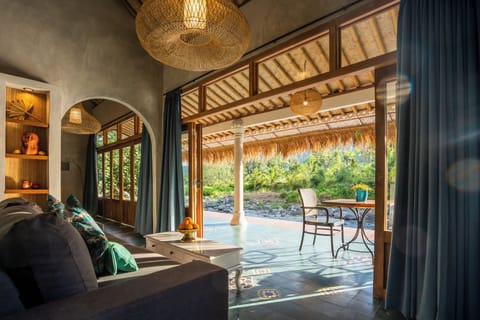 Panoramic Villa, River View | Living area | Toys