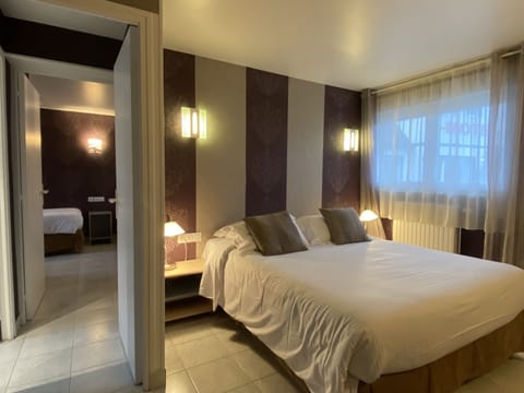 Quintuple Room | 1 bedroom, premium bedding, in-room safe, desk