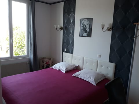 Comfort Double Room | Premium bedding, individually decorated, individually furnished, desk