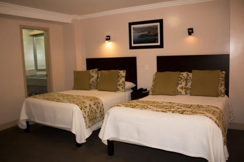 Double Room | Individually decorated, desk, soundproofing, free WiFi