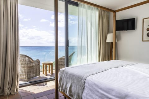 Room, Balcony, Sea View | In-room safe, blackout drapes, soundproofing, iron/ironing board