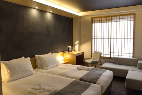 NISHIKI Superior Room Non-Smoking | Premium bedding, down comforters, in-room safe, desk