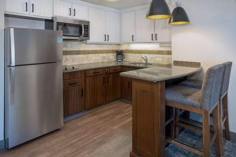 Suite, 1 Bedroom, Kitchen (HEARING) | Private kitchen | Full-size fridge, microwave, stovetop, dishwasher