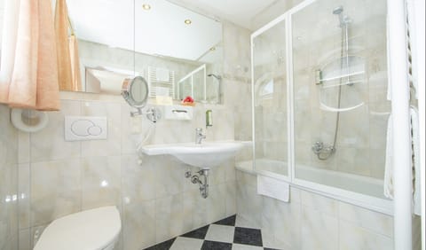 Hair dryer, towels