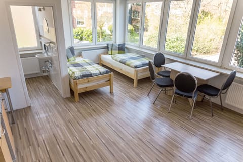 Apartment | Desk, soundproofing, free WiFi, bed sheets