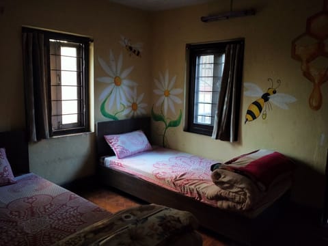 Standard Room, Shared Bathroom (with Balcony) | Premium bedding, free WiFi