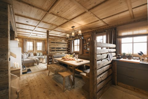 Deluxe Chalet | Living area | Flat-screen TV