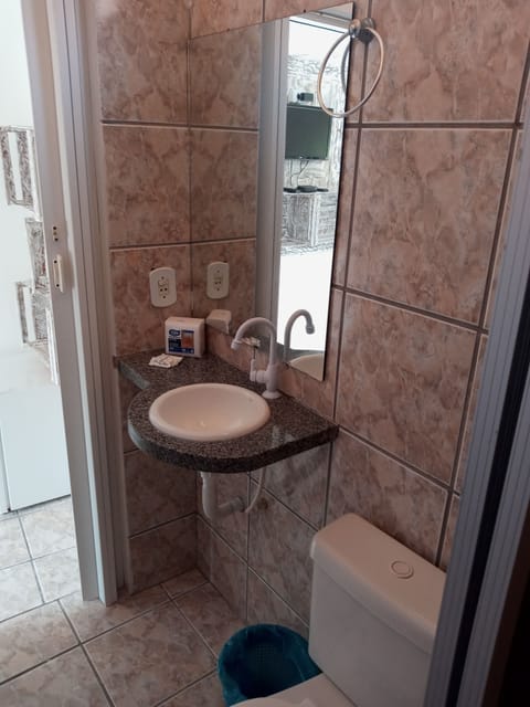 Double Room | Bathroom | Shower, hair dryer, towels