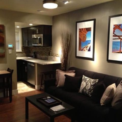 42-inch flat-screen TV with satellite channels, TV, heated floors