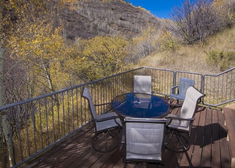 Townhome, 4 Bedrooms | Property grounds