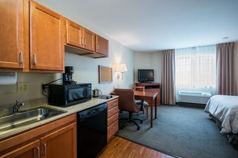 Suite, 1 Bedroom, Accessible (Roll-In Shower) | Desk, laptop workspace, blackout drapes, iron/ironing board