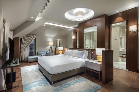 Presidential Suite, 1 King Bed | Hypo-allergenic bedding, minibar, in-room safe, desk