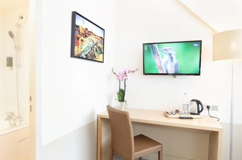 Premium bedding, desk, free WiFi, bed sheets