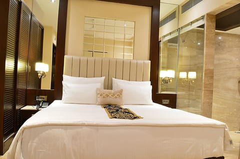 Premium Room | 1 bedroom, Egyptian cotton sheets, premium bedding, pillowtop beds