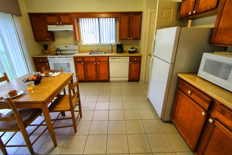 Room (2 Bedroom 1 Bath) | Private kitchen | Full-size fridge, microwave, oven, stovetop