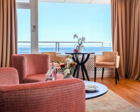 Penthouse Suite mit Meerblick - Niendorf | Down comforters, minibar, in-room safe, individually furnished